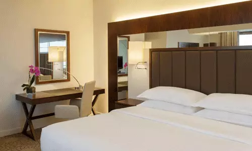 شرایتون مال د امارات دبی